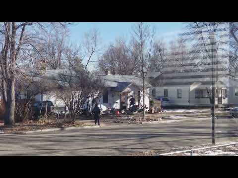 Police in Longmont, Colorado, search for a neighbor with a warrant out for their arrest - 01-04-2018