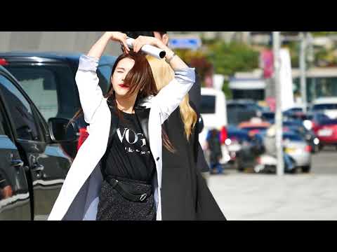 [17.10.19] 워너비 (WANNA.B) 린아 & 립버블 (LIPBUBBLE) 해아 - 2018 S/S 헤라 서울 패션 위크 퇴근길 직캠 Fancam