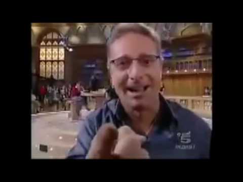 Paolo Bonolis telefona ad Antonio e Costantino - Fattore C