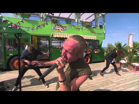 Outtrigger - performance da música "Echo" no SVT Sommarlov - 27 de junho de 2014.