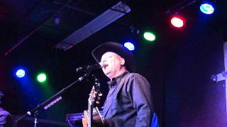 John Michael Montgomery Love the way you love me!