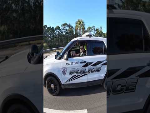 Cop asks e-bike rider where his license plate is 🚨 (via tresxtre/ig)