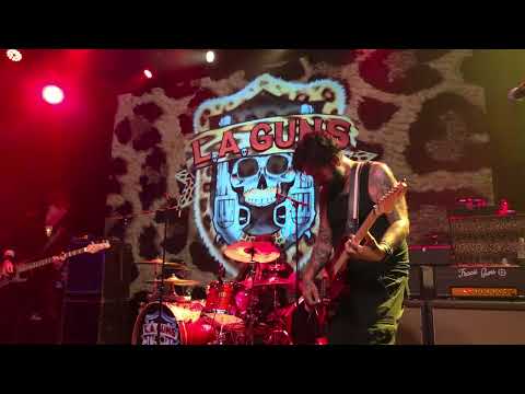 L.A. Guns " Never Enough " Phil Lewis Tracii Guns Live Goldfield Roseville CA 7-12-2025