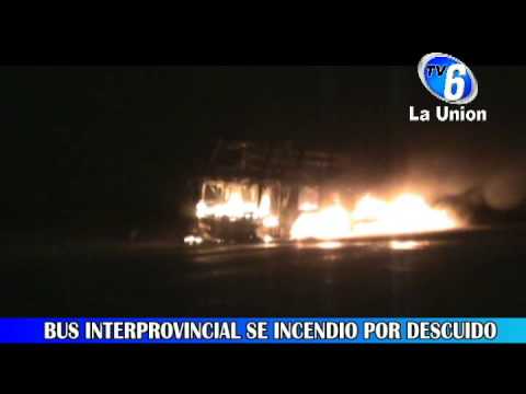 BUS  INTERPROVINCIAL  SE ARDE  2013  EN MAJES  EL PEDREGAL AREQUIPA PERU