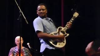 Jarekus Singleton - Gonna Let Go - 8/23/16 Sellersville Theatre - Sellersville, PA