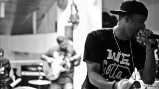 Black Milk - What It&#39;s Worth (Instrumental)