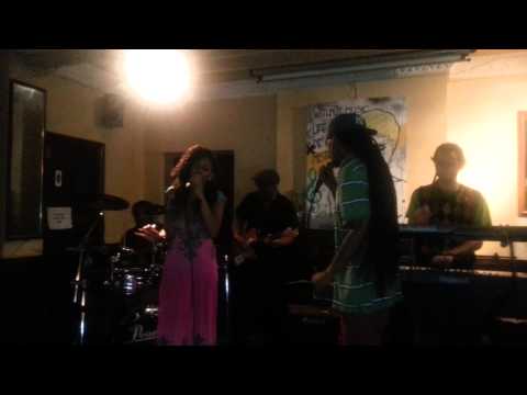 Nha Cretcheu LIVE Performance - Tayla Ridell and Mirikle