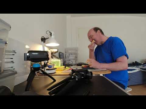 MongoTV_9576 - Min Frokost - Ristet BOLLE Med TAHIN og OST og Tomat