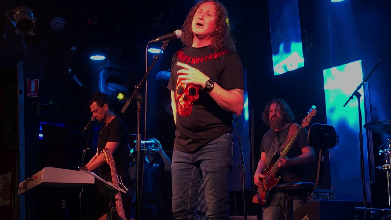 James valentine dave gleeson Clearance