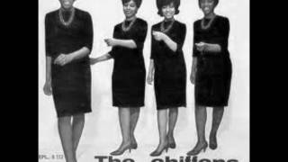 60&#39;s Girl Group The Chiffons ~ I Don&#39;t Deserve a Boy Like You