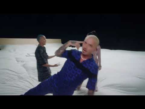 benny blanco tainy selena gomez j balvin i cant get enough official  Ultra Pop music video Tztc73r