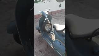Download lagu Vespa 1962 #scooter #vespa #vintage bikes #Italy mp3