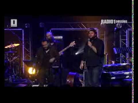 Dez Mona & Delv!s - Whole lotta love (Radio 1 Sessies 2013)