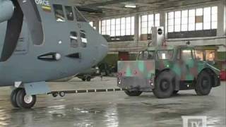 preview picture of video 'Lithuanian Air Force C-27J Spartan transported humanitarian aid'