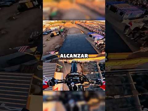 Motociclista Intenta el Salto Más Grande de la Historia 😱