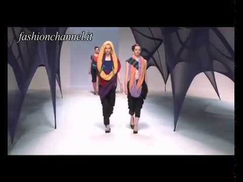 "Issey Miyake" Autumn Winter 2010 2011 Paris 1 of 3 pret a porter women by FashionChannel