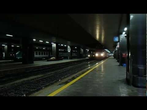E656.454 in partenza con l' ICN 1955 Roma Termini - Siracusa/Palermo Centrale