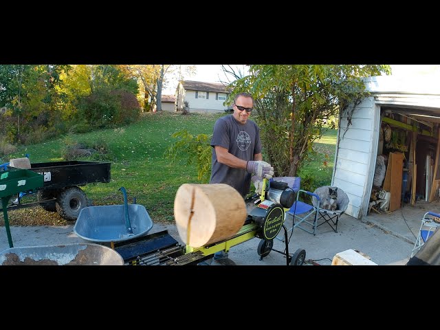 18T 2HP Upgraded Electric Kinetic Log Splitter BM11097 in Power Tools in Delta/Surrey/Langley