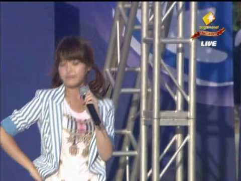 100807 IU (아이유) - Marshmallow + You Know at Shinhan Bank Pro League Final