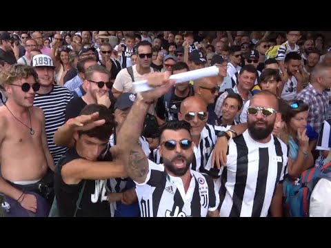 A Villar Perosa è lo Juventus Day: 5000 bianconeri in fila per l'esordio di Cristiano Ronaldo