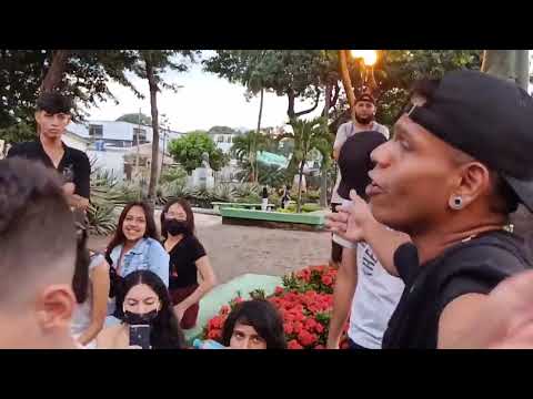 Niño rapero derrota a rapero Profesional 🤯.  #freestyle