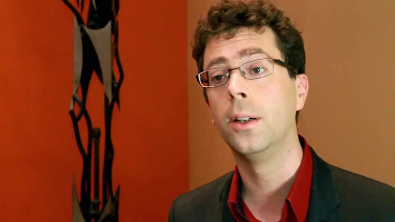 Dettes : la faillite en héritage : entretien avec l'économiste Nicolas Bouzou