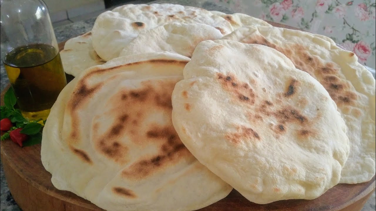PÃO SÍRIO OU PÃO PITA-RÁPIDO, FÁCIL E ECONÔMICO