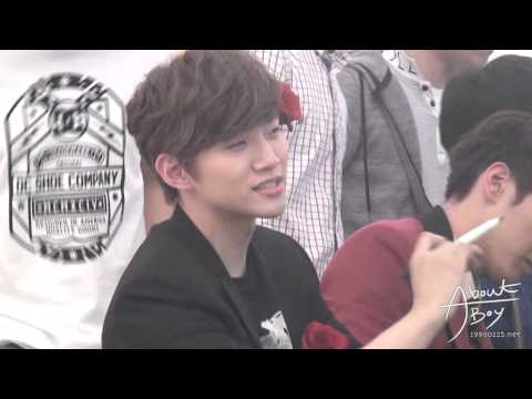 [FANCAM] 130525-26 JUNHO Yongsan & Yeongdeungpo Fansign - highlights