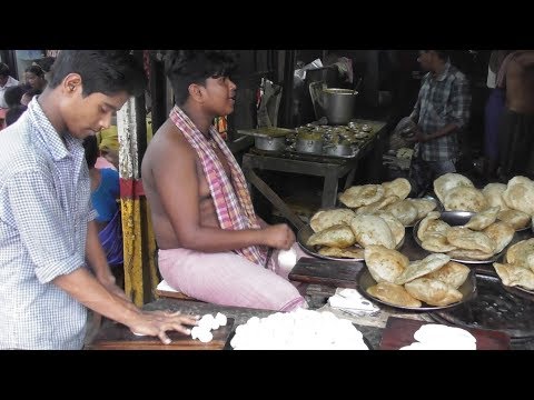Indian Street Food | Food Lovers are Crazy to Eat Kachori (Garam Puri ) | Kolkata Street Food Video