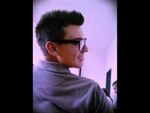 Ferdino ft.  Gjefi - Walk Away ( Love 2012 )