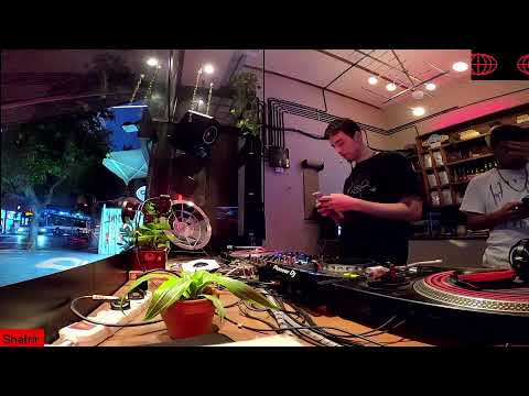 Antenna Radio 144: Shafrir