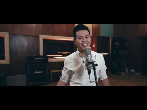 Marcelito Pomoy - When You Tell Me That You Love Me (Official Video)