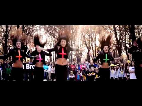 Flash Mob Happy Birthday Sis n Bro! 23/10/2013 Moldova, Chisinau! Choreographer Savina Jullie