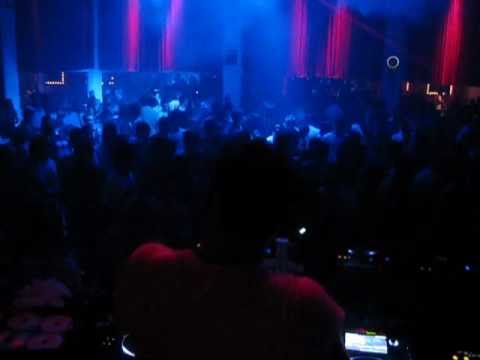 Christian Luke - IVY (Live at Pacha Floripa) 28/12/2010