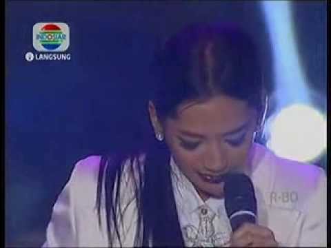 Stefany patilaya - konser eliminasi 01 - the man who can't be moved