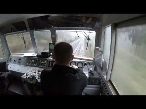 Zza pleców maszynisty - EU07 4