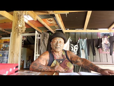 Pizza Ovens Big Vege Gardens & Talk With Tame Iti
