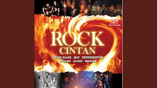 Download lagu Suci mp3 Download lagu Suci mp3