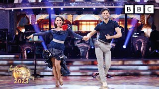 Ellie Leach and Vito Coppola Cha Cha Cha to Mambo Italiano by Bette Midler ✨ BBC Strictly 2023