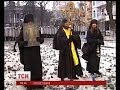 Священики намагаються зупинити протистояння на Грушевського 