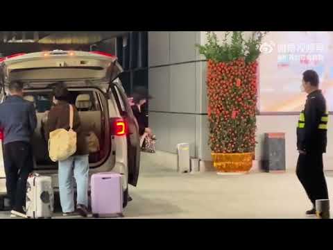 230305 - Victoria Song at Changsa Airport ✈️ Beijing