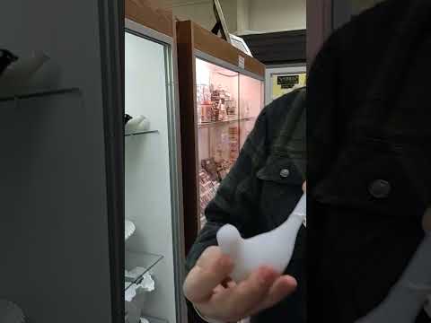 jon's found a FLOCK of FENTON GLASS Birds ~ Rosie