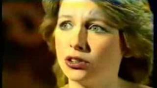 Lena Zavaroni sings - 'I know I'll never love this way again'