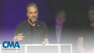 The Warren Brothers Accept CMA Triple Play Awards | CMA