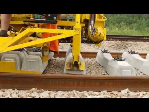 Pokládka pražců – Rokycany-Plzeň 10.6.2014