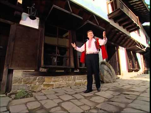 Юри Крумов - Насред село тъпан бие