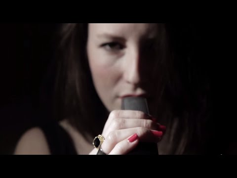 Vsitor Performs "Honesty" by Fink