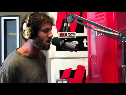 The Hot Seat: Lil Dicky Freestyle [Exclusive Video]