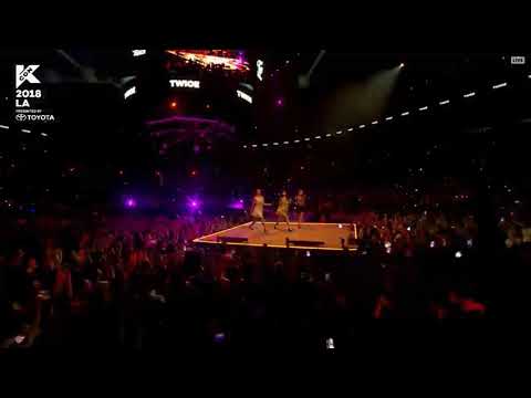 Twice (special stage) Beyonce end of Time (Kcon 180811)