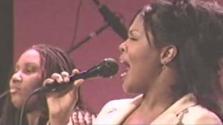 CECE WINANS LIVE - WELL ALRIGHT